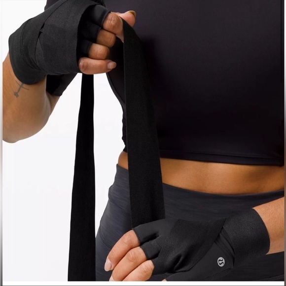 Lululemon License to Train Boxing Wraps Black Sz M/L NWT - Picture 3 of 9